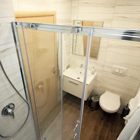 4 In Appartement *