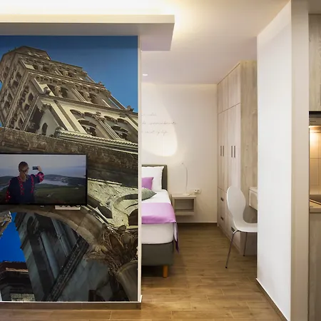 Apartment 4 In *