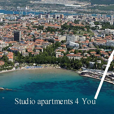 Apartment 4 In *