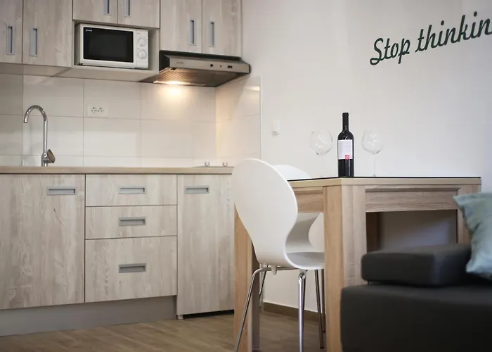 Apartamento 4 In *